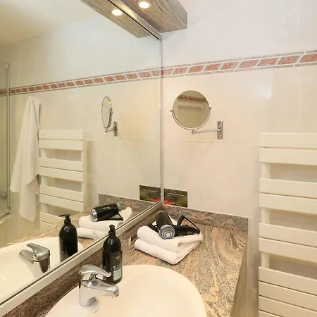 Adagio Original Geneve 4* Thoiry (Ain)
