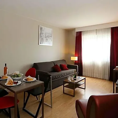 Adagio Original Geneve 4* Туари